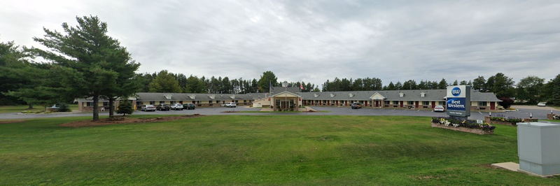 Best Western Of Harbor Springs (Harbor Springs Motor Lodge, Harbor Springs Motor Inn) - 2019 Street View